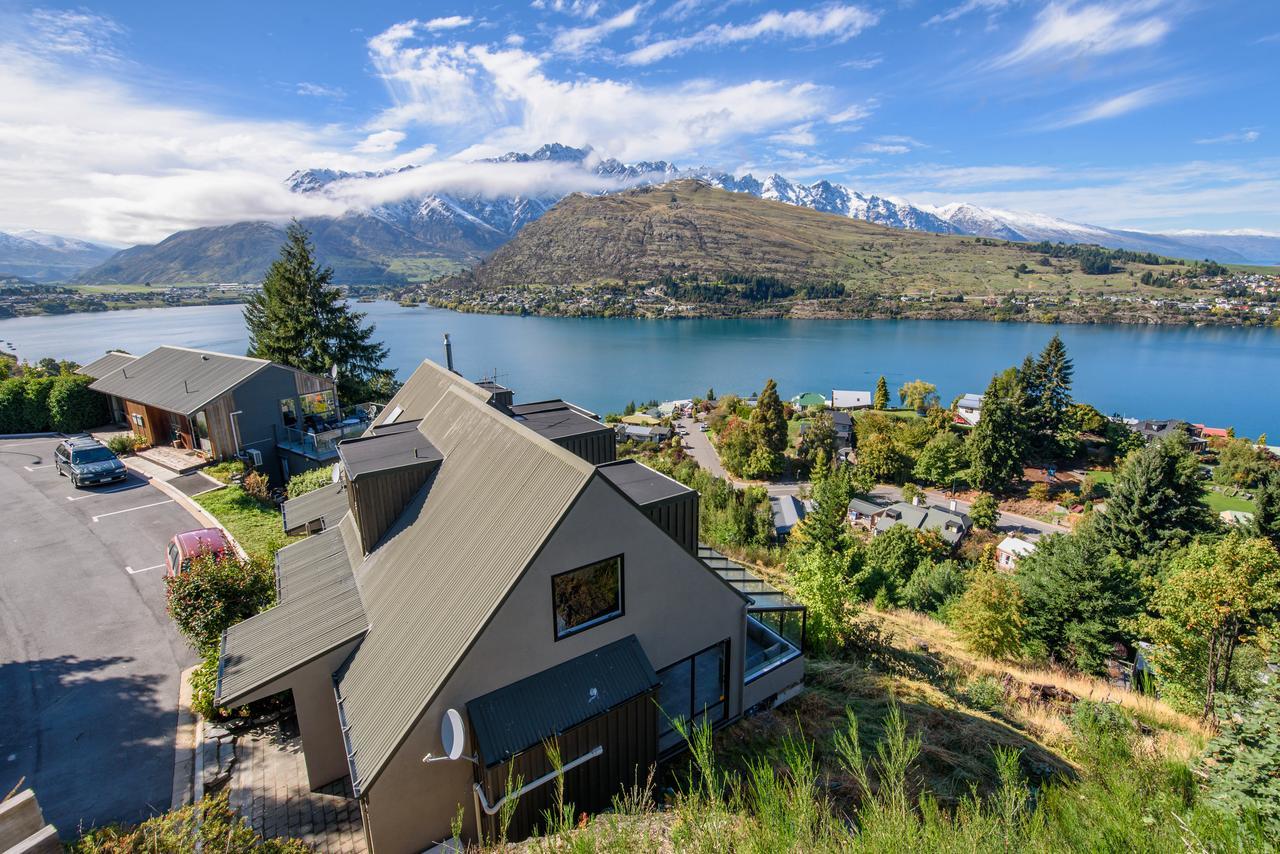 Picturesque Views At Woodlands Close Queenstown Bagian luar foto